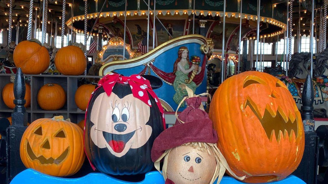 Paragon Carousel